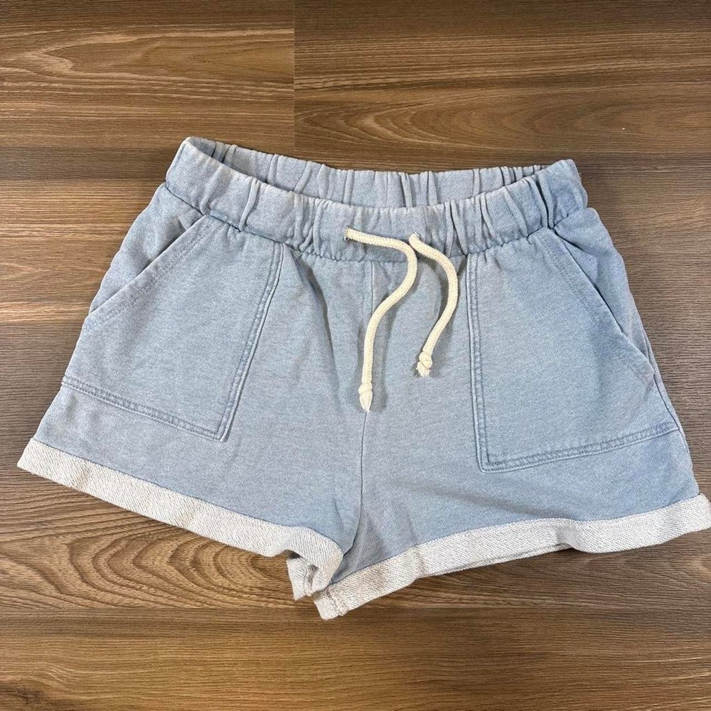 Forever 21 light blue shorts with white trim, size M